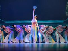 mmexport1761873170978